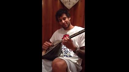 Το μπουζούκι του Πρίντεζη (video)