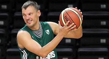 Τέλος το μπάσκετ για τον (μεγάλο) Σάρας!