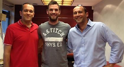 Κέρδισαν Ολυμπιακός και Μάντζαρης