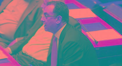 Ο Χρήστος Κέλλας αφαίρεσε σφαίρα από αυτί γυναίκας