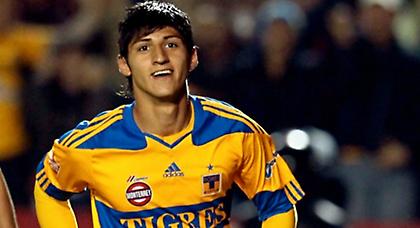 Απάντηση με… ερωτηματικά από Πουλίδο