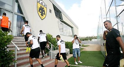 Μόνο Σπάτα η ΑΕΚ