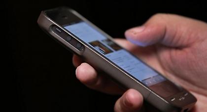 Κομπίνα με μηνύματα SMS