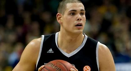 Συμφώνησε με Τσίρμπες ο Ερυθρός Αστέρας