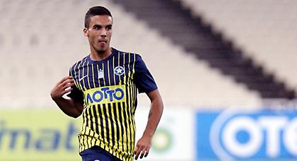 Κοιτάει Κουρμπέλη και… άλλους