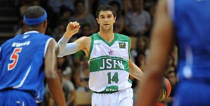 Παίρνει Μίτσαμ η Αρμάνι