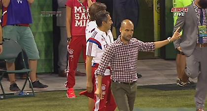 Έξαλλος ο Γκουαρντιόλα (video)