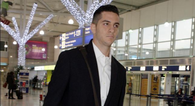 Ο Μπένατια προς Μάντσεστερ, ο Μανωλάς…