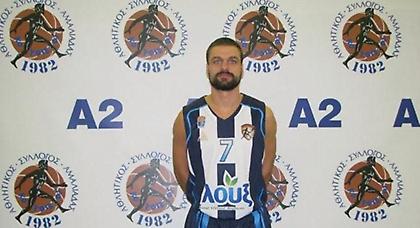 Τέλος ο Καρύδας