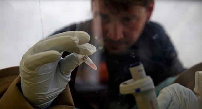 Δύο ύποπτα κρούσματα του ιού Έμπολα στην Ελλάδα