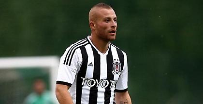 Αγόρασε Τέρε η Μπεσίκτας