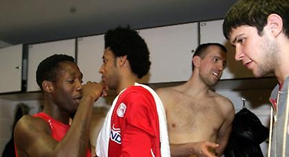 Ο Μπέβερλι καλωσόρισε τον «Παπ» στους Ρόκετς