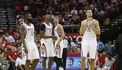 Τα μάζεψε ο Μοτιεγιούνας