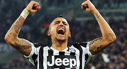 Υπέγραψε… στη Γιουνάιτεντ ο Βιδάλ! (pics)