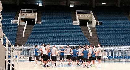 Μέσα ο Πρίντεζης, έξω ο Μπουρούσης