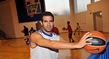 Στη Μούρθια ο Καμπέθας