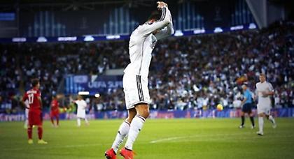 Ο Ρονάλντο βραβεύτηκε από τον «πατέρα» του (video)