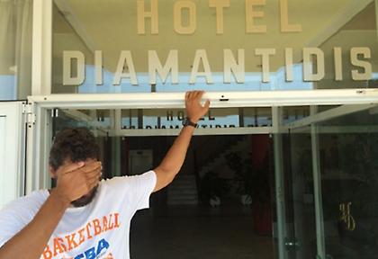 Ο Παπαδόπουλος «γλεντά» τον Διαμαντίδη