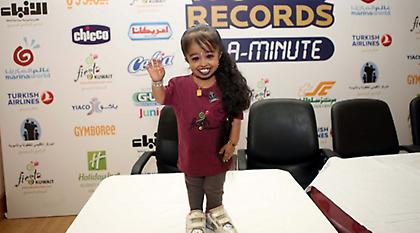 Η κοντύτερη γυναίκα στον κόσμο  (video)