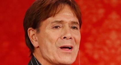 Διάσημος τραγουδιστής για παιδεραστία