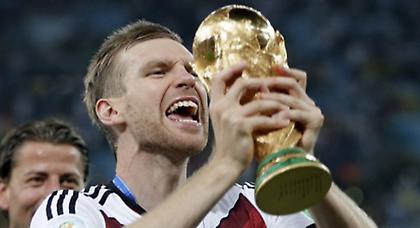 «Αντίο» και από Μερτεζάκερ