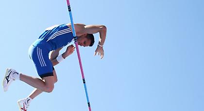 Τα βλέμματα στον Φιλιππίδη