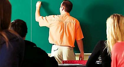 Καμιά απόλυση στους εκπαιδευτικούς σε διαθεσιμότητα