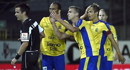 Ακόμα να ξεκολλήσουν…