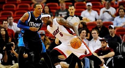 Παρέα με Λεμπρόν ο Μάριον