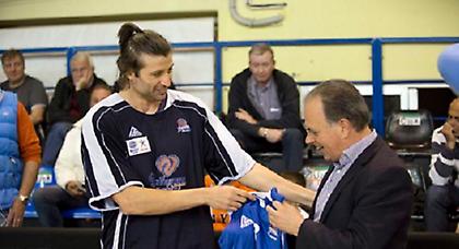 Ευχαριστήριο προς Καλλινικίδη