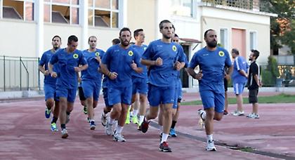 Μπήκε στο γήπεδο η ΑΕΚ (pics)