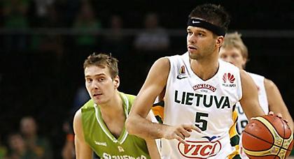 Πρώτη και αήττητη