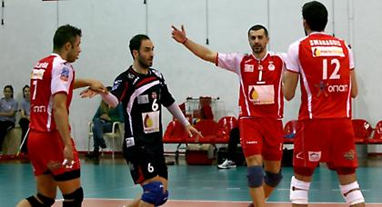 Προσπάθησε να μη φορέσει… πράσινα ο Ολυμπιακός