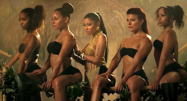 Η Nicki Minaj το κουνάει μέχρι εκεί που δεν πάει στο νέο της βίντεο