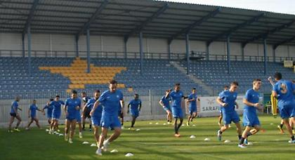 Χωρίς τρεις με Μακάμπι