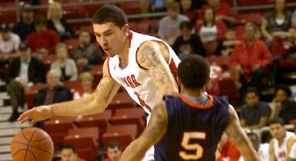 Ανακοίνωσε Τζέιμς ο Κολοσσός