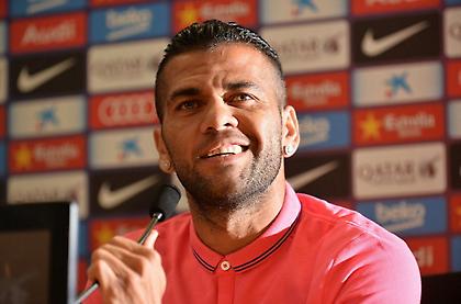 Άλβες: «Δεν θέλω να φύγω από την Μπαρτσελόνα»