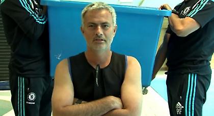 Μπουγέλωμα και στον Μουρίνιο!