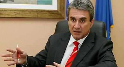 Επέστρεψε στο ΠΑΣΟΚ ο Ανδρέας Λοβέρδος
