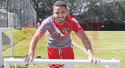 Ανακοινώνει Ντάγκλας η Μπαρτσελόνα