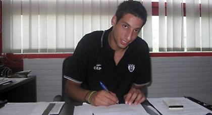 Υπέγραψε στον ΠΑΟΚ ο Σαλούστρος