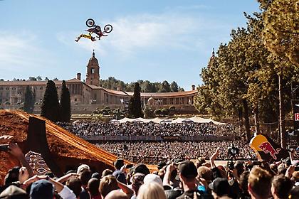 Ο Sheehan τα παίρνει όλα στην Πρετόρια!