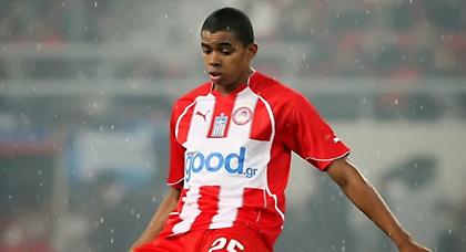 Ενισχύθηκε «ερυθρόλευκα» η Λαμία