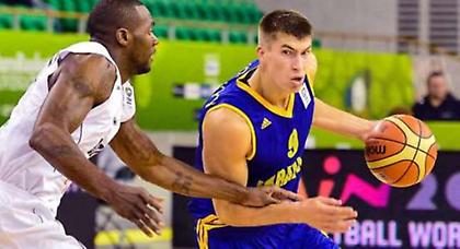 Με το δεξί η Ουκρανία