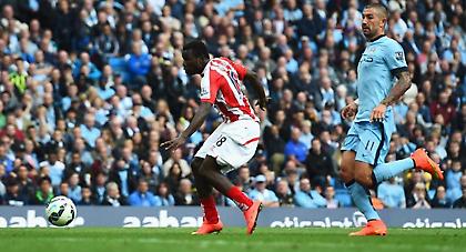 Ό,τι κοροϊδεύεις… το λούζεσαι (video)