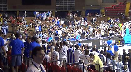 Γαλανόλευκο χρώμα στο «Σαν Πάμπλο» (Web TV)