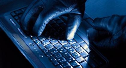 Χάκερς πλημμύρισαν το ίντερνετ με πειρατικές γυμνές φωτογραφίες διασήμων