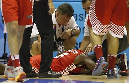 Μέσα ο Λαφαγέτ και ο… ξεδοντιασμένος