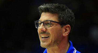 Κατσικάρης: «Χαίρομαι που δουλεύω με αυτά τα παιδιά»