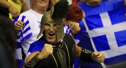 Σε γεμάτο γήπεδο η Εθνική